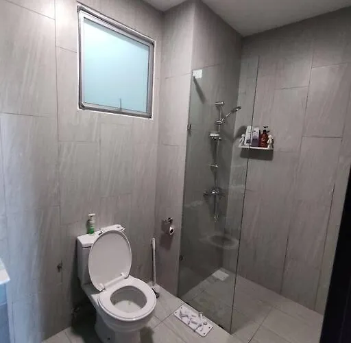 Near Kuching Airport Liberty Grove Apartment