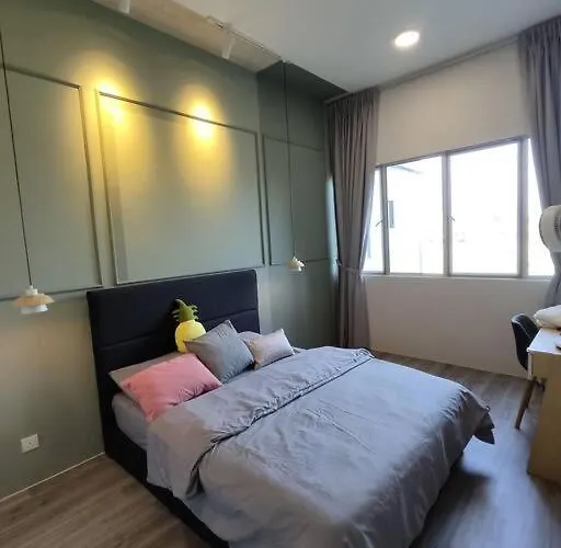 Near Kuching Airport Liberty Grove Apartment