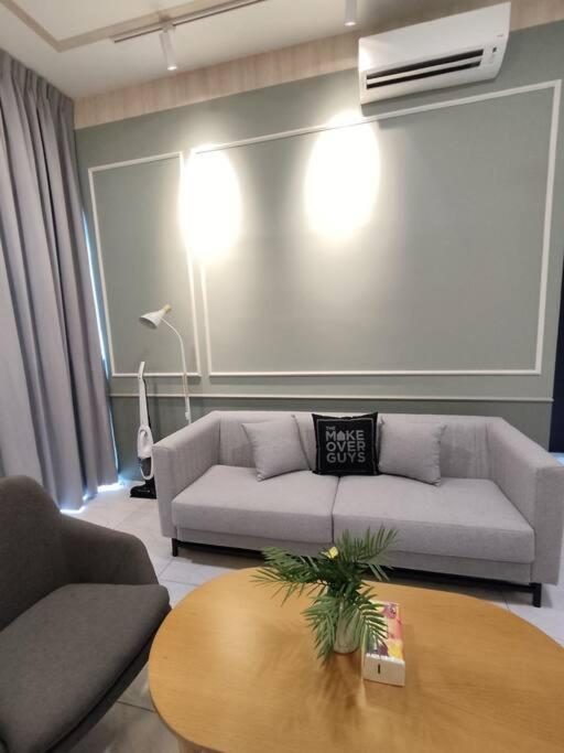 Apartment Near Airport Liberty Grove Kuching
